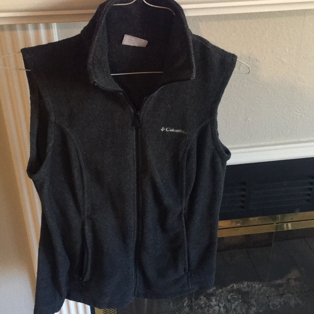 Columbia vest